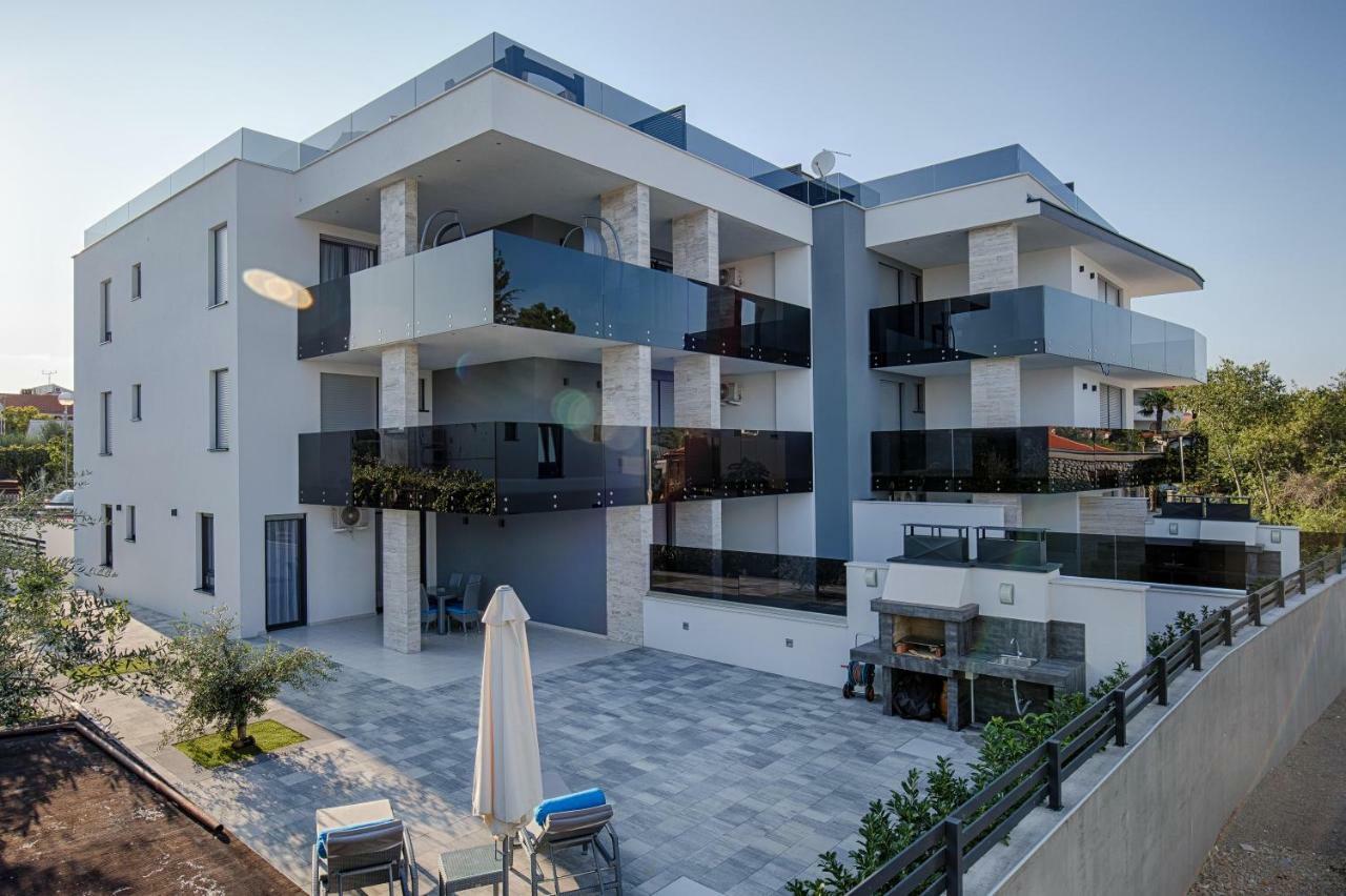 Deluxe New Apartments - Few Steps From The Beach - Luxury Holiday With Style - By Traveler Tourist Agency Krk Кърк Екстериор снимка