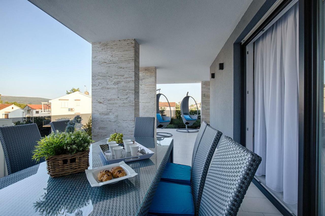 Deluxe New Apartments - Few Steps From The Beach - Luxury Holiday With Style - By Traveler Tourist Agency Krk Кърк Екстериор снимка